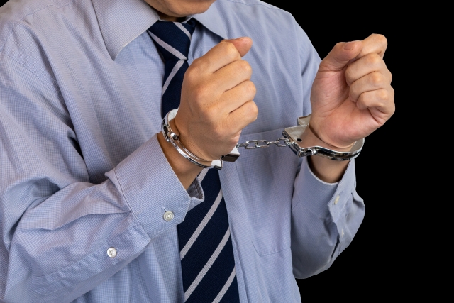私人逮捕って何?一般人でも逮捕できる法律の仕組みと注意点を解説します!